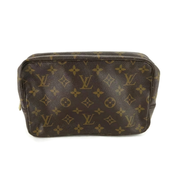 Louis Vuitton Handbags - AUTH LOUIS VUITTON TROUSSE TOILETTE 23 POUCH